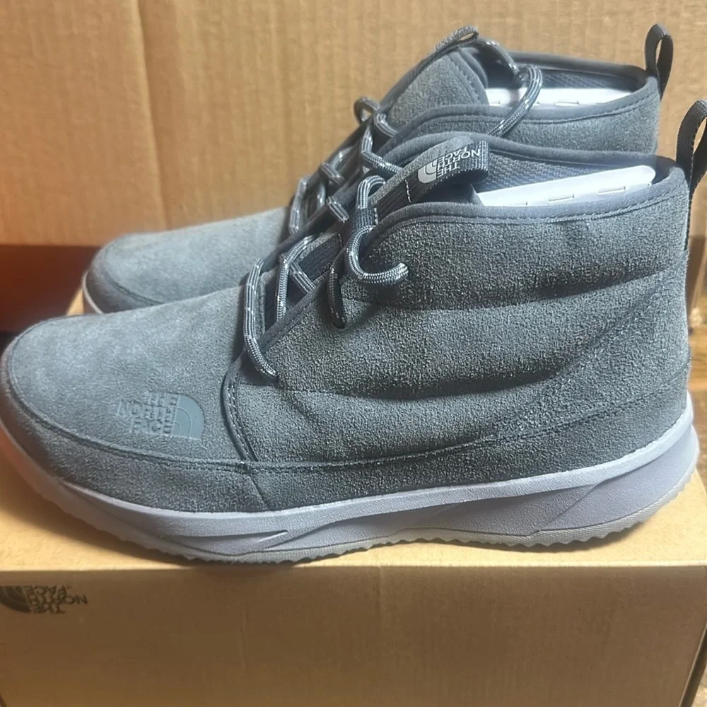 The North Face NSE Chukka Suede Boots: GRAY: NEW IN BOX: SIZE 10.5